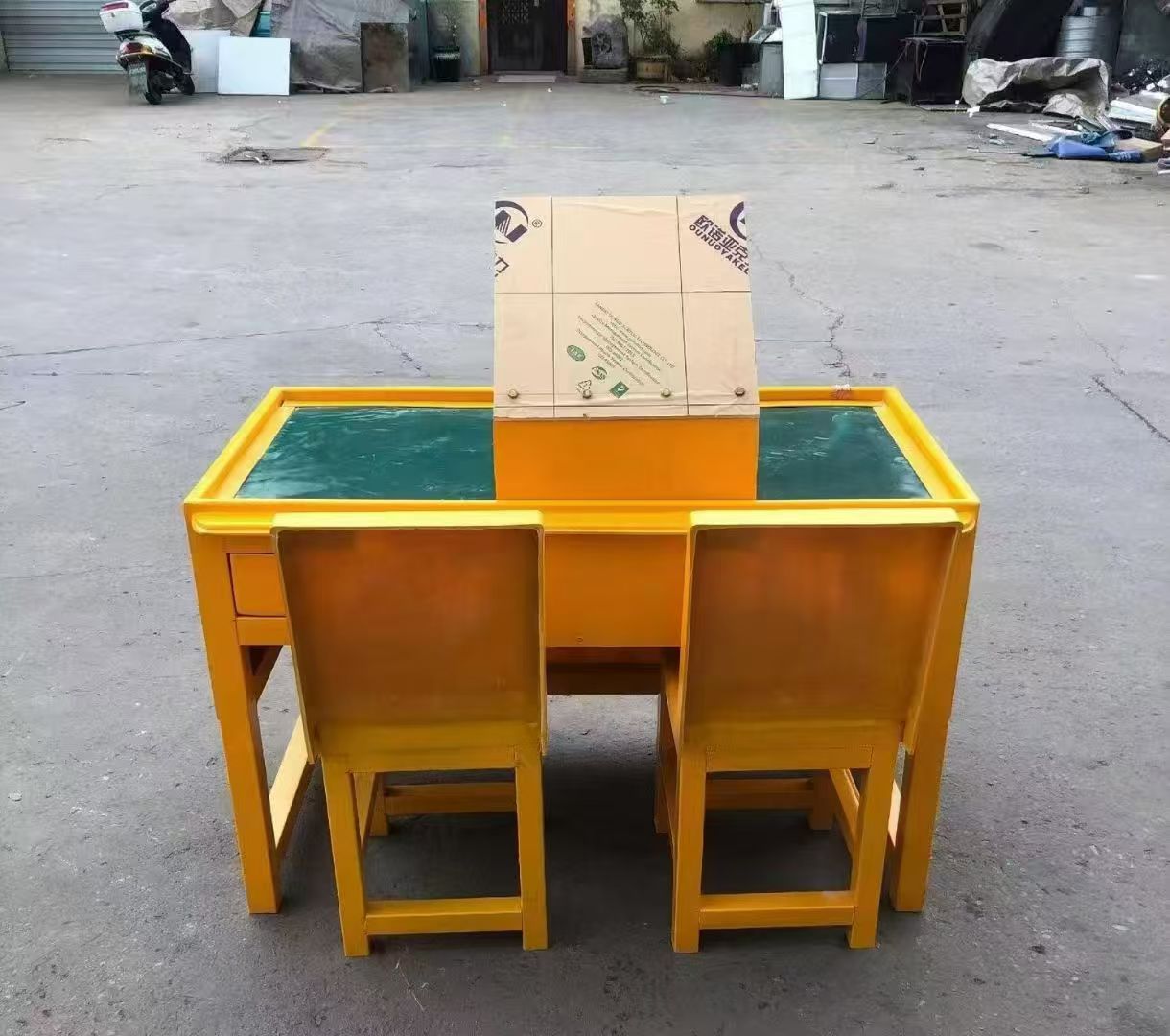 黔东南防静电导通桌井下煤矿火工品发放桌：危险品流转的安全守护者